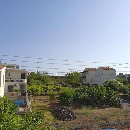 Phoeve Apt-Lovely 1-Br Rental Near The Beach Kalathas Dış mekan fotoğraf
