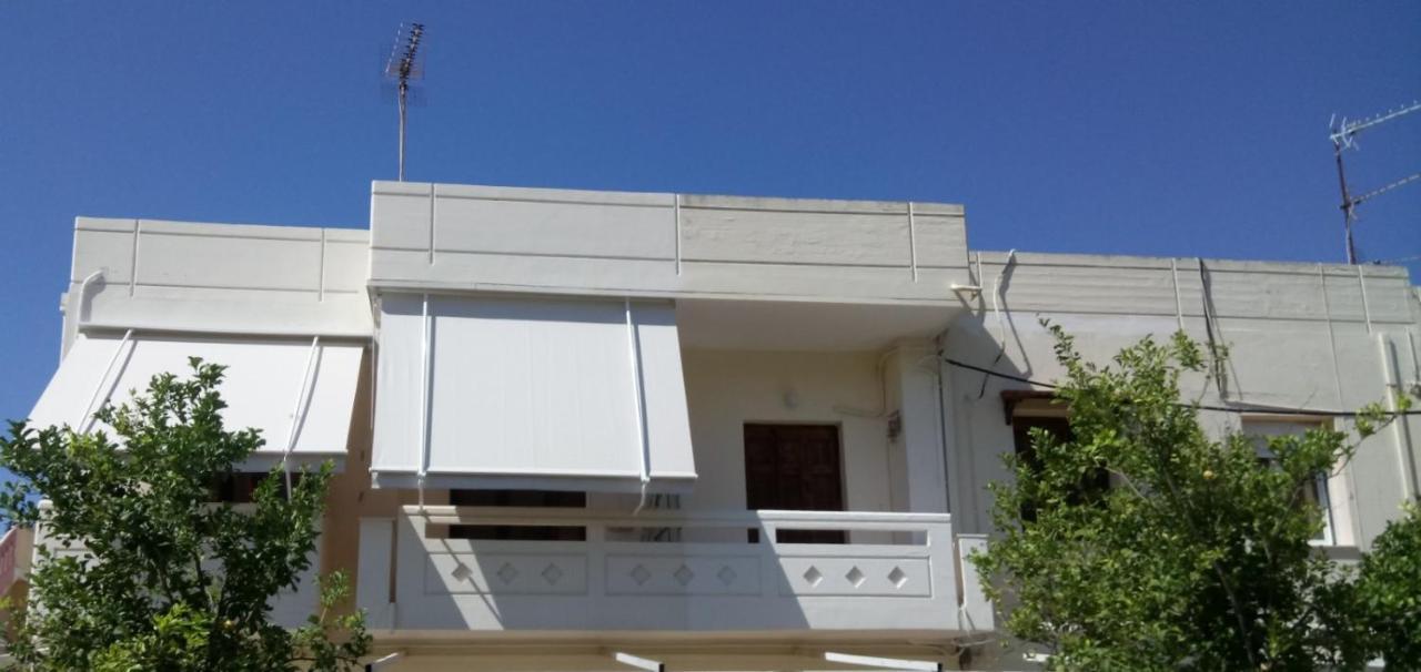 Phoeve Apt-Lovely 1-Br Rental Near The Beach Kalathas Dış mekan fotoğraf
