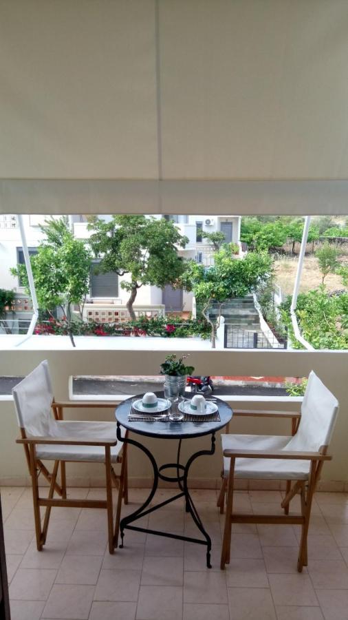Phoeve Apt-Lovely 1-Br Rental Near The Beach Kalathas Dış mekan fotoğraf